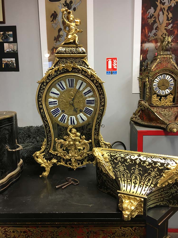 Restauration marqueterie cartel Louis XV - Atelier MHP